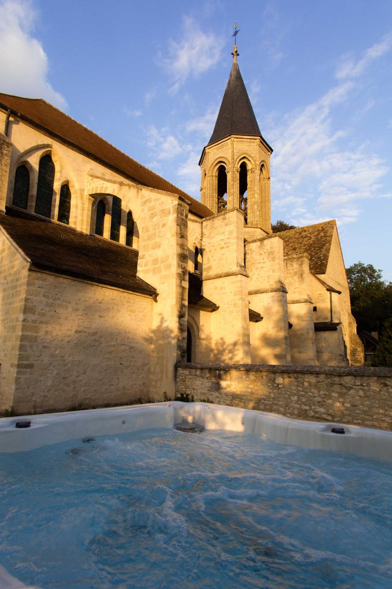 Le Presbytere De Thiverval Екстериор снимка