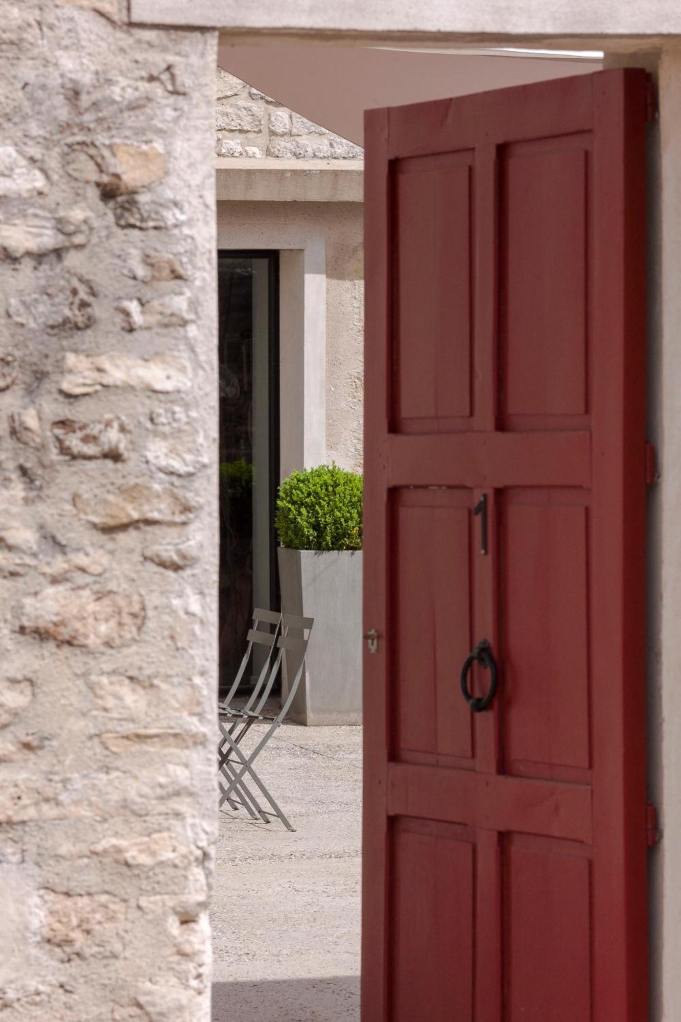 Le Presbytere De Thiverval Екстериор снимка